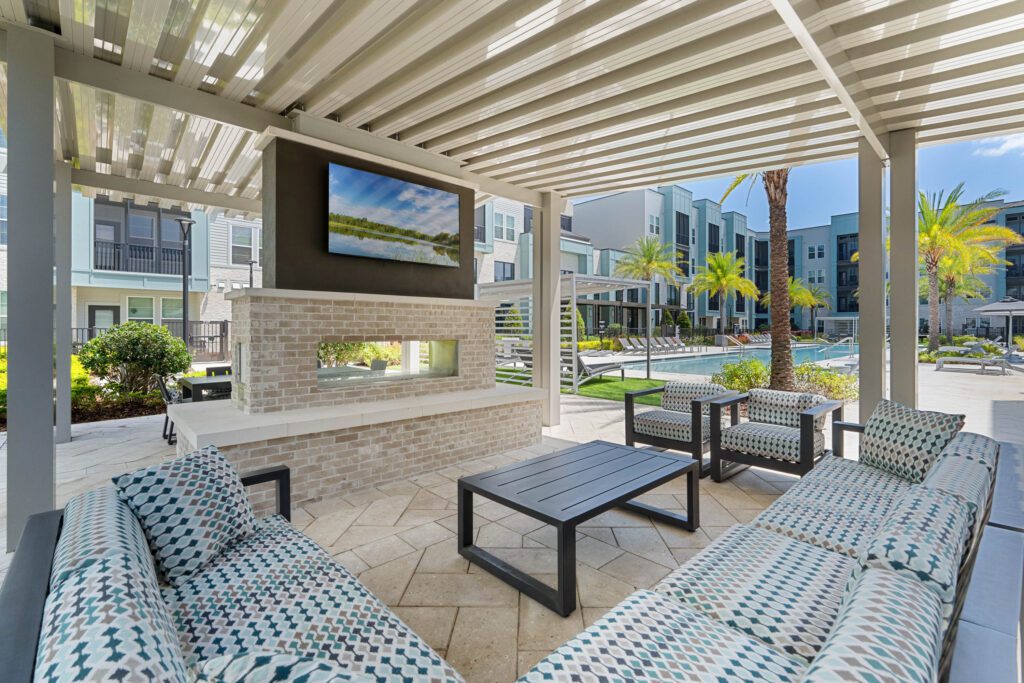 The Addison Gateway Apartments Orlando Florida Pet Friendly